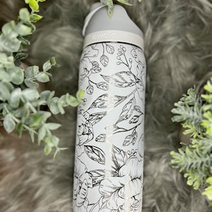 Desert Chic FULL WRAP Owala Freesip Personalized Water Bottle Laser  Engraved Buffalo Skull Succulent Western 