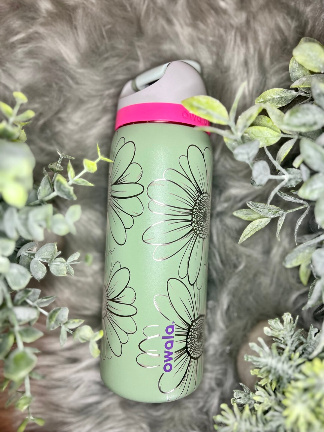 Owala 32 oz. FreeSip Stainless Steel Water Bottle, Neo Sage