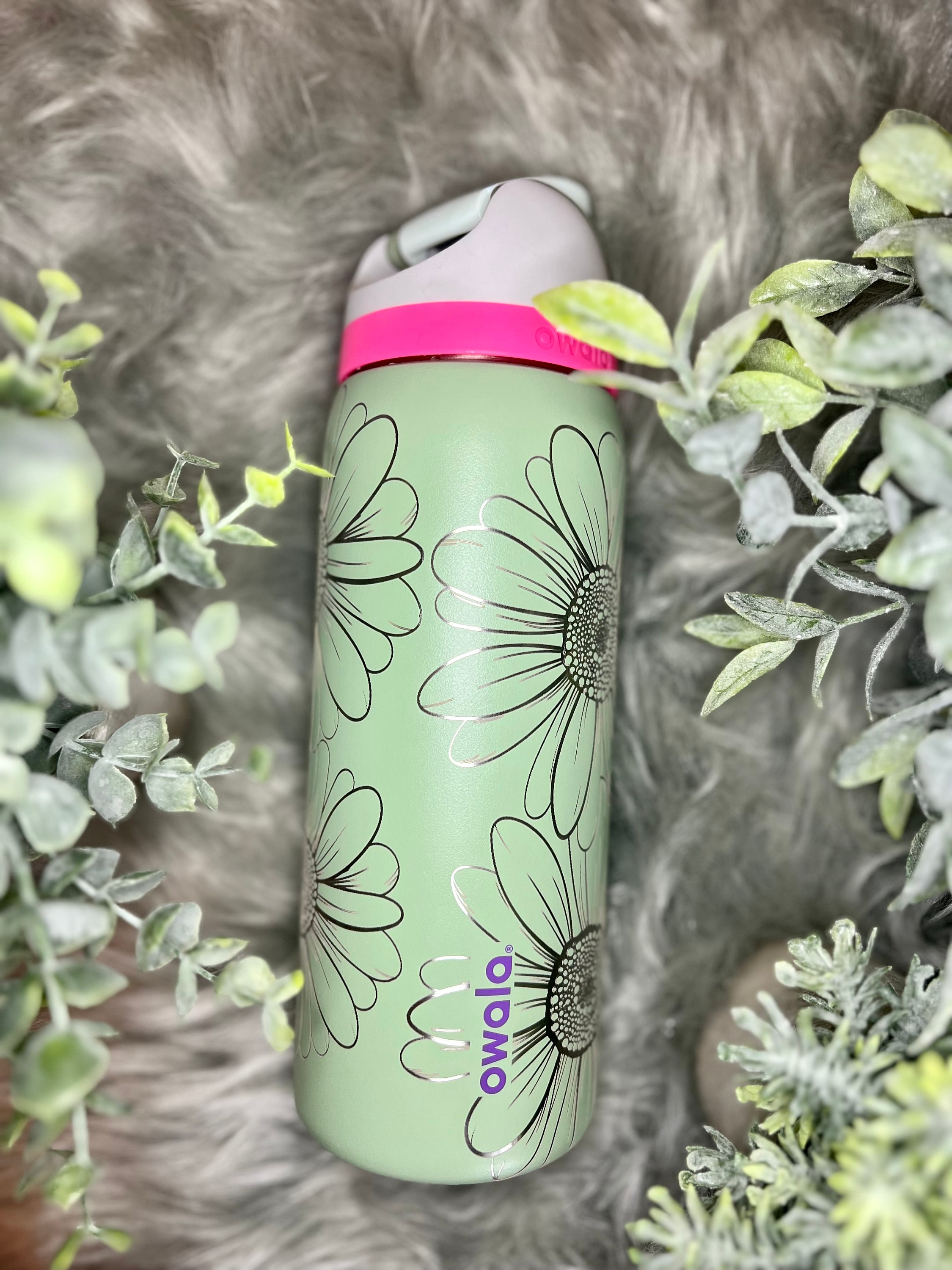 Desert Chic FULL WRAP Owala Freesip Personalized Water Bottle Laser  Engraved Buffalo Skull Succulent Western 