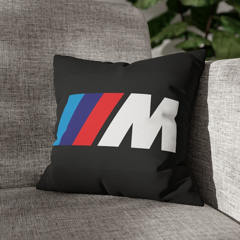 BMW Motorsport Fun, Cadeau, Passionné damateur de voitures, Oreiller carré en polyester filé, Étui à coussin image 8