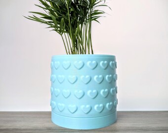Cache-pot bleu menthe clair, jardinière à motif de coeurs avec plateau de drainage, fabriqué à partir d'un plastique végétal respectueux de l'environnement