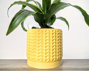 Light Pastel Yellow Planter, Modern Plant Pot with Drain Tray, Minimal Planters, Made from an Eco-Friendly Plant Based Plastic