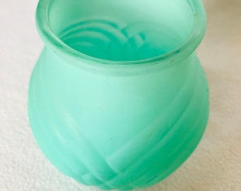Vintage Vase, Aqua/ ocean blue, turquoise. Mid Century Modern Design, home decor. Made in USA.