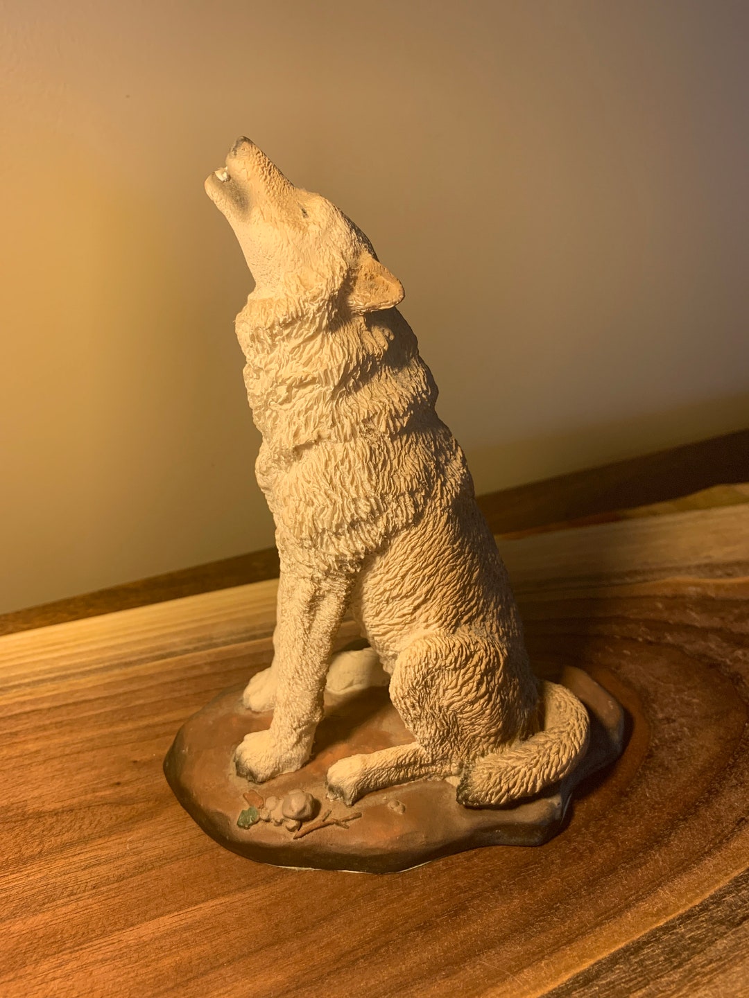 1992 Living Stone Wolf Figurine Statue Etsy