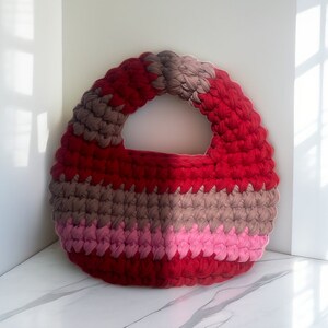 Bolso de punto apretado con asa corta, tejido a crochet con hilo exclusivo de alta calidad, perfecto para estaciones cálidas