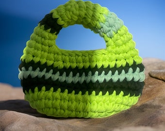 Artisanal Neon Knit Bag: Where Style Meets Functionality