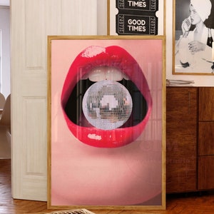 Żywe czerwone usta Disco Ball Pop Prints, plakaty Preppy Wall Art, nadruk Retro Disco Head, sztuka ścienna Funky Bar Cart, duże plakaty Sexy Lipsticks