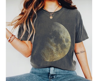 Crescent Moon Graphic T-Shirt: Comfort Colors Unisex Astro Tee