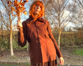 90s does 70s brown ribbed jacket with fur collar and faux suede trim