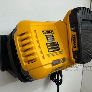 MOUNT for DCB118/DCB1106 Dewalt Battery Charger w/ removeable TOP CLAMP!- Dewalt Wall Mount for 20v/60v Max Battery Charger