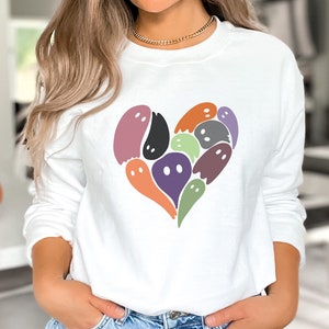 Ghost Heart Shirt, Halloween shirt, Ghost Shirt, Fall Long Sleeve, Funny Halloween Shirt, Halloween Ghosts, Happy Halloween, Halloween Gift