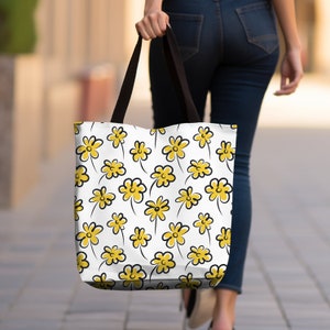 Daisy Tote, Daisies Tote Bag, Flower Tote bag, Spring Tote, Flower Bag, Spring Essentials, Retro Daisy Design, Shoulder Bag, Daisy Daisies