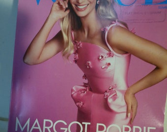 Collector Keepsake Margot Robbie Magazine