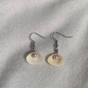 Pearl Oyster Earrings