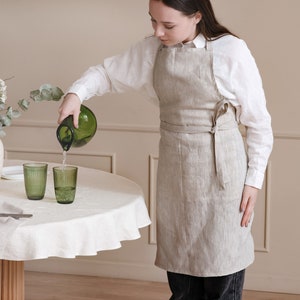 Linen apron for women teacher apron with pockets, kitchen apron for women christmas apron, floral apron, woodworking apron, cooking gift image 5