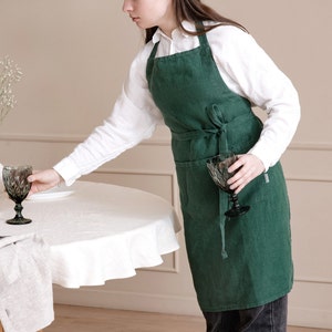 Linen Apron for Women, linen apron with pockets, full apron soft linen apron with pockets, Cooking apron, Gardening apron, woodworking apron Deep green