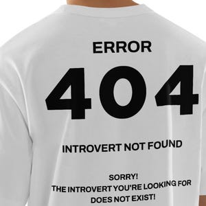 エラー 404 内向性が見つかりません T シャツ デザイン PNG | グラフィック T シャツ | ウォール アート | デジタル ダウンロード | 昇華デザイン | 即時ダウンロード