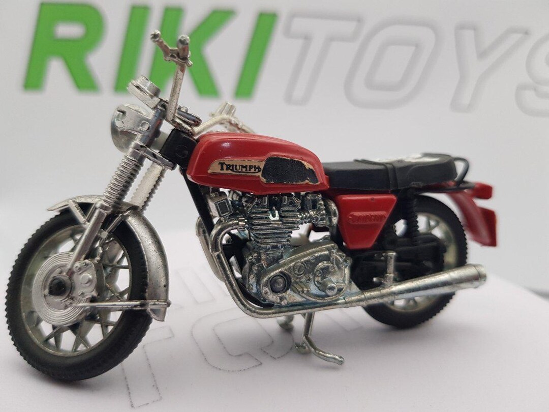 入手困難盤Triumph 国内盤CDセット Triumph Trident Politil 1/24 - Etsy
