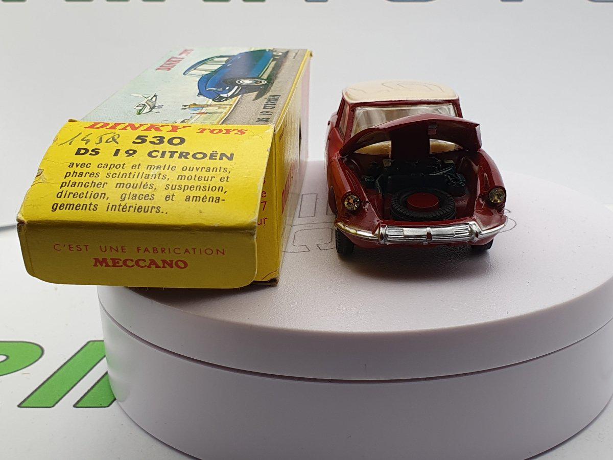 Dinky Toys 24C Citroën DS 19 1:43 - Miniature Métal Peinte - Collection France