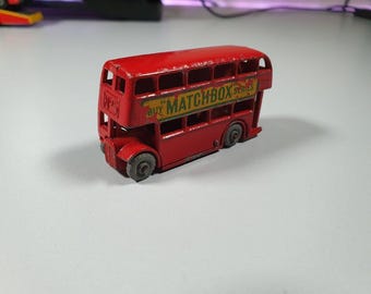 VINTAGE MATCHBOX LESNEY NO. 66 GREYHOUND COACH BUS 1968, MADE IN VINTAGE MATCHBOX LESNEY NO. 66 GREYHOUND COACH BUS 1968, MADE IN
