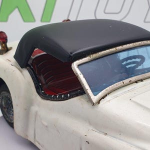 Triumph TR3 Bandai 1/20 White 1959 image 6