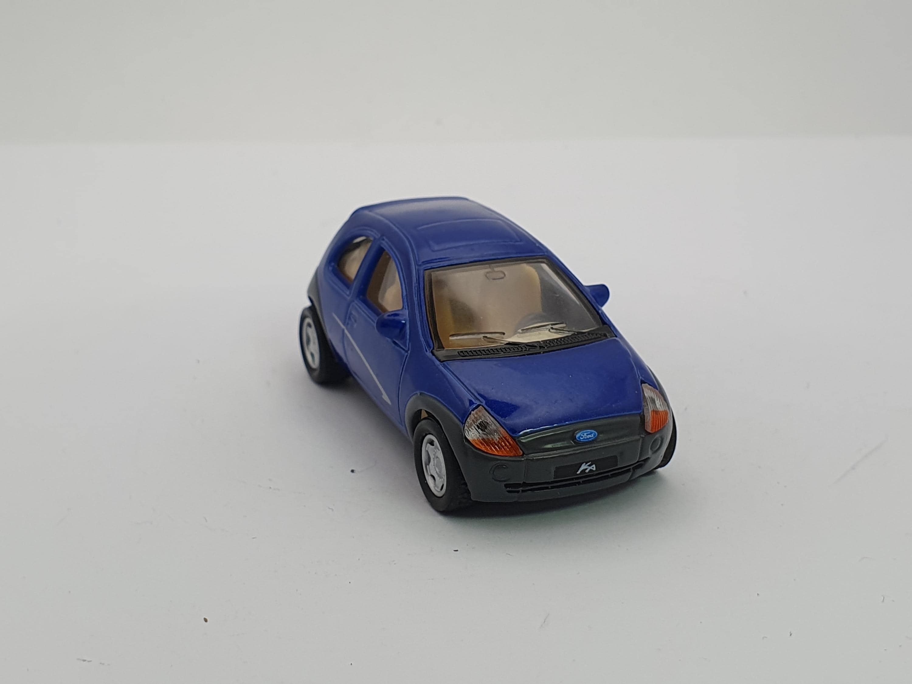 Ford KA Miniature Kinsmart 1:64 - Pullback, Couleur Noire, Neuve, Modèle Rare