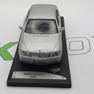 BMW 7series 2001ミニカー ミニチャンプス 1/43 BMW 745i E65 2001 ミニカー ミニチャンプス 1/43 - メルカリ