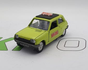 Miniature Renault R5 (5) 1972 Blanche - Norev Jet-Car 1/43, Occasion