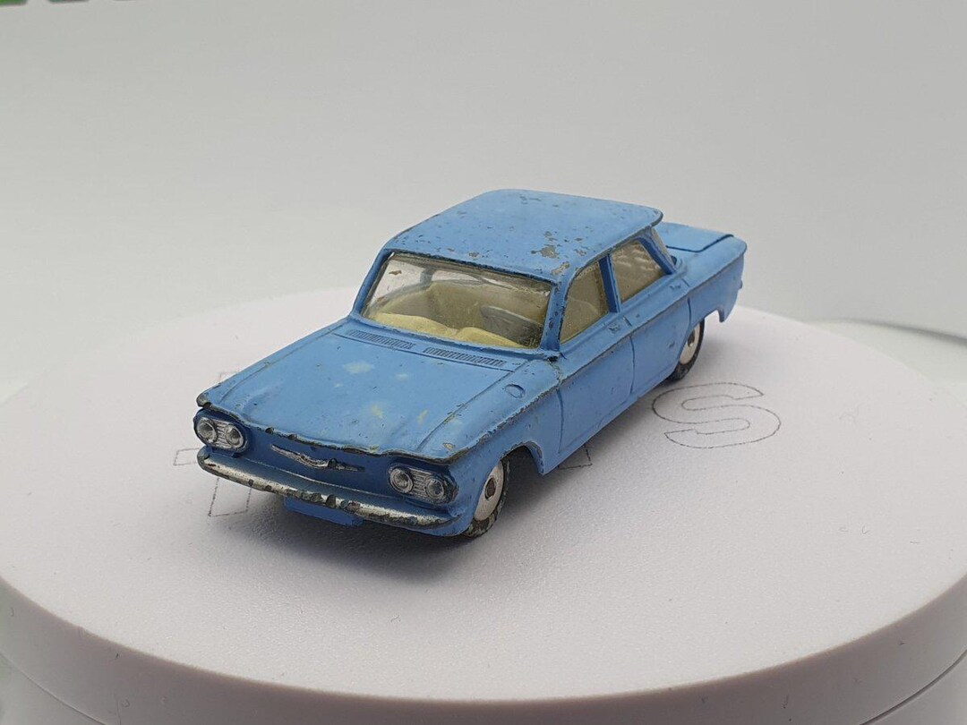 ミニカー Vintage Corgi Toys Chevrolet Corvair il_1080xN.6353252680_brjn.jpg