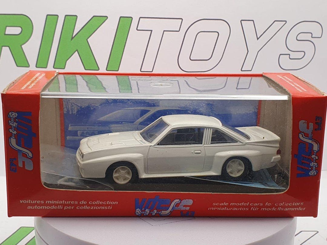 2 Rares Opel Manta A Solido 1/43 – Modèles Collection 40 Ans En Vitrine – Comme Neufs
