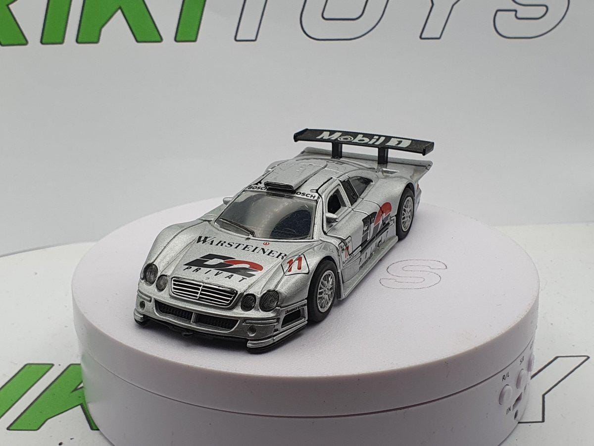Voitures, camions et fourgons miniatures Maisto CLK
