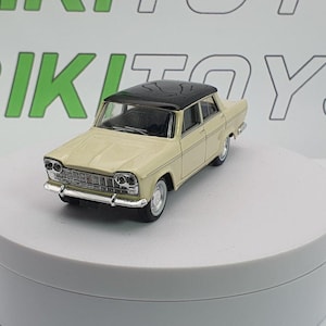 Fiat 2300 Berlina Norev 1/43 Ivory