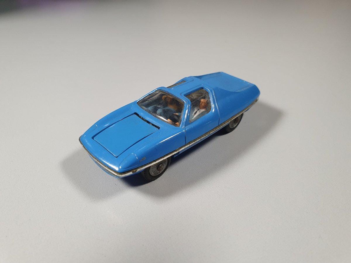 Voiture lance-missiles Husky Models 1/64