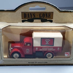 Ford 1939 Anchor beer Days Gone Lledo 1/66 With Box