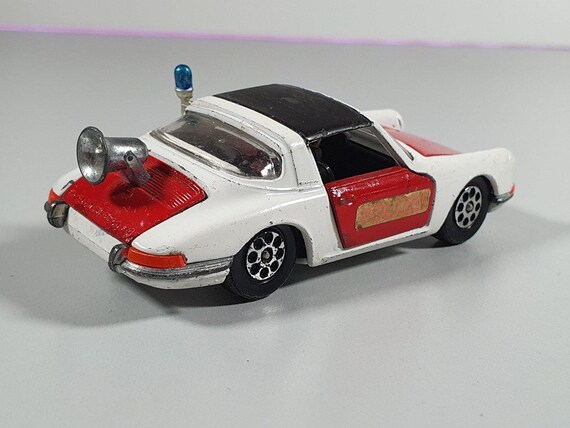ミニカー CORGI TOYS PORSCHE TARGA 911S Corgi 382, Porsche Targa 911s - Free Price Guide & Review