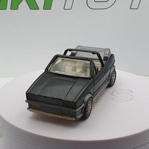 Volkswagen Golf 1 Cabrio Hot Wheels 1/40