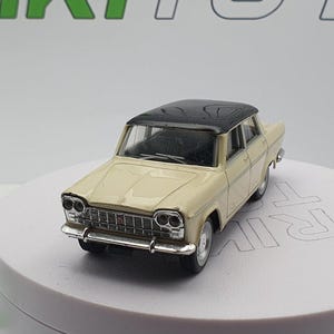 Fiat 2300 Berlina Norev 1/43