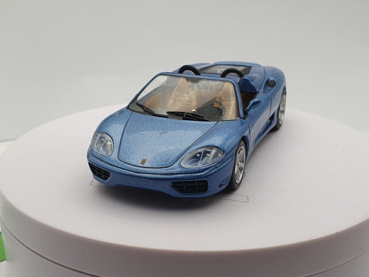 Ferrari 360 Spider 1/18 スケールモデル 1/18 Hot Wheels Ferrari 360 Spider (Red) Diecast Car Model