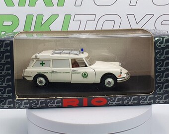 Miniature Citroën ID 19 Break Croix-Rouge Italienne - 1/43 Rio - Vert Clair (Neuf)
