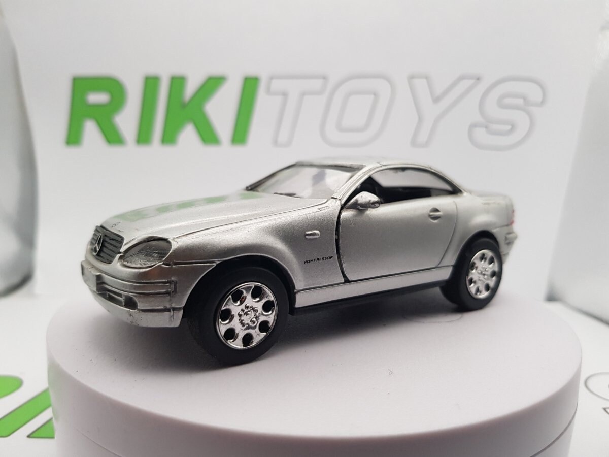 『希少』60年代 Revell レベル 1/32 Mercedes Benz 希少』60年代 Revell レベル 1/32 Mercedes Benz