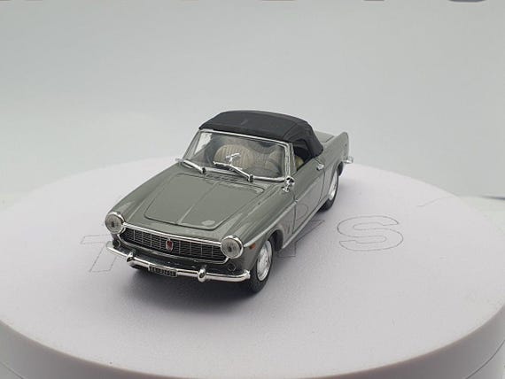 Miniature Norev 1/43 – Fiat 1500 Ancienne – Couleur Grise – Occasion – Collection Voiture De Tourisme