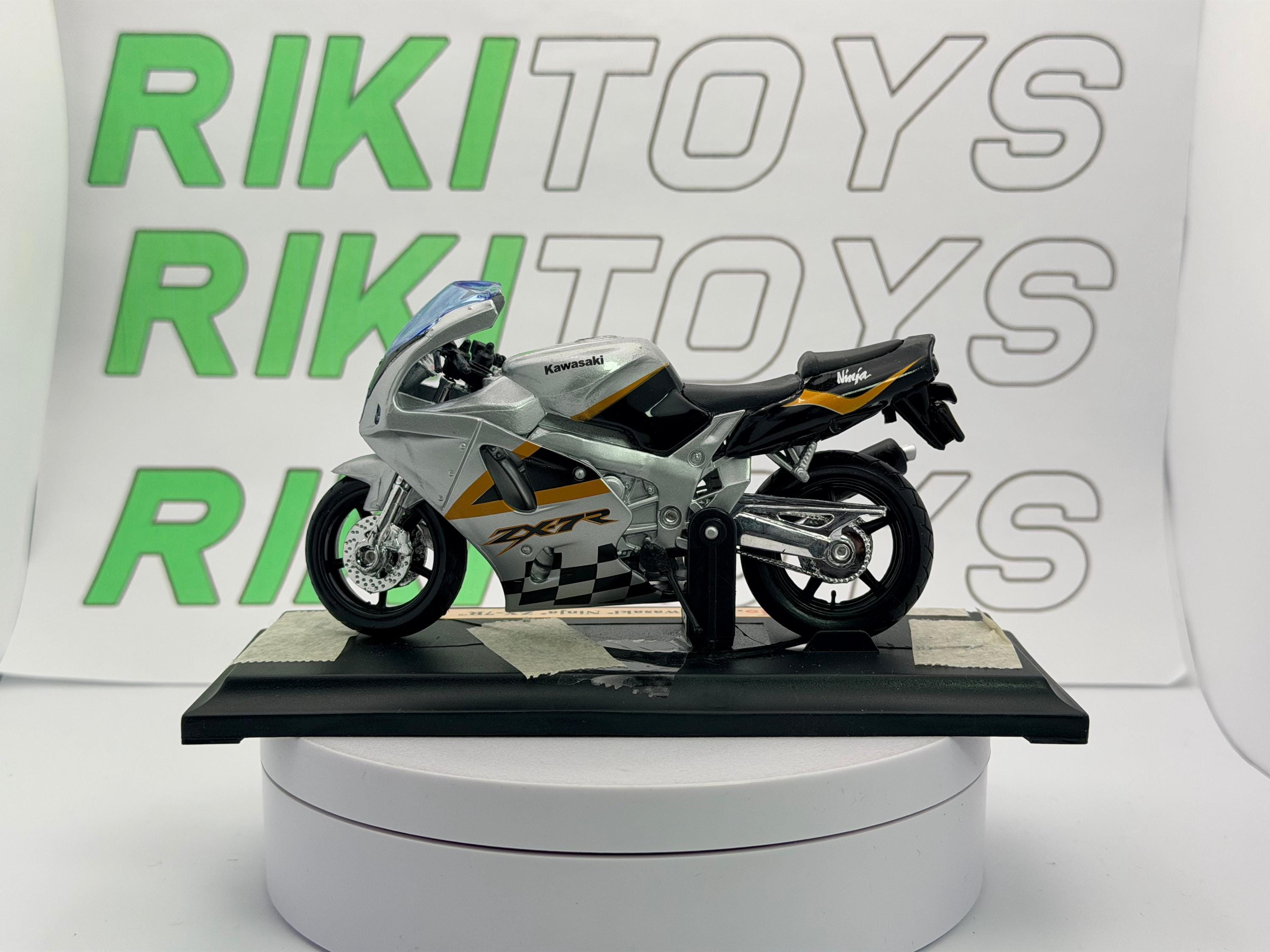 Kawasaki Ninja Zx7r Maisto 1/18 Silver 1996 - Etsy