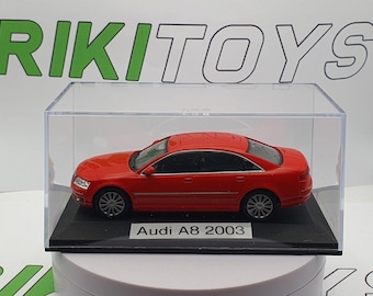 Motormax 1:18 Audi A8 Diecast Car | Metallic Gray 2004 Model