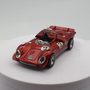 Alfa Romeo 33 Hot Wheels Mebetoys 1/43