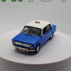 Lada 124 Taxi Newsstand 1/43