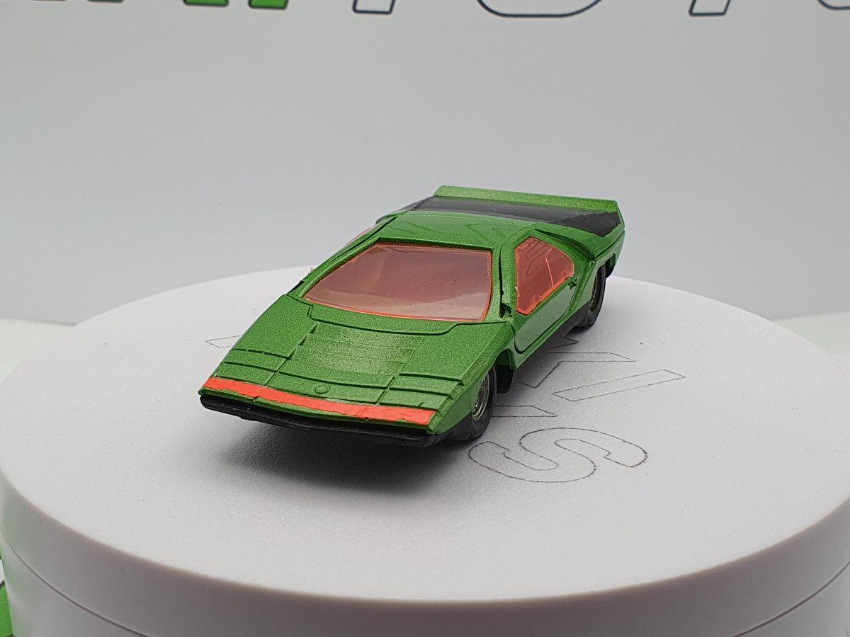 Alfa Romeo Carabo 1970 グリーン 1/43 1/43 Spark Alfa Romeo Carabo 1970 Green w/ Box From Japan
