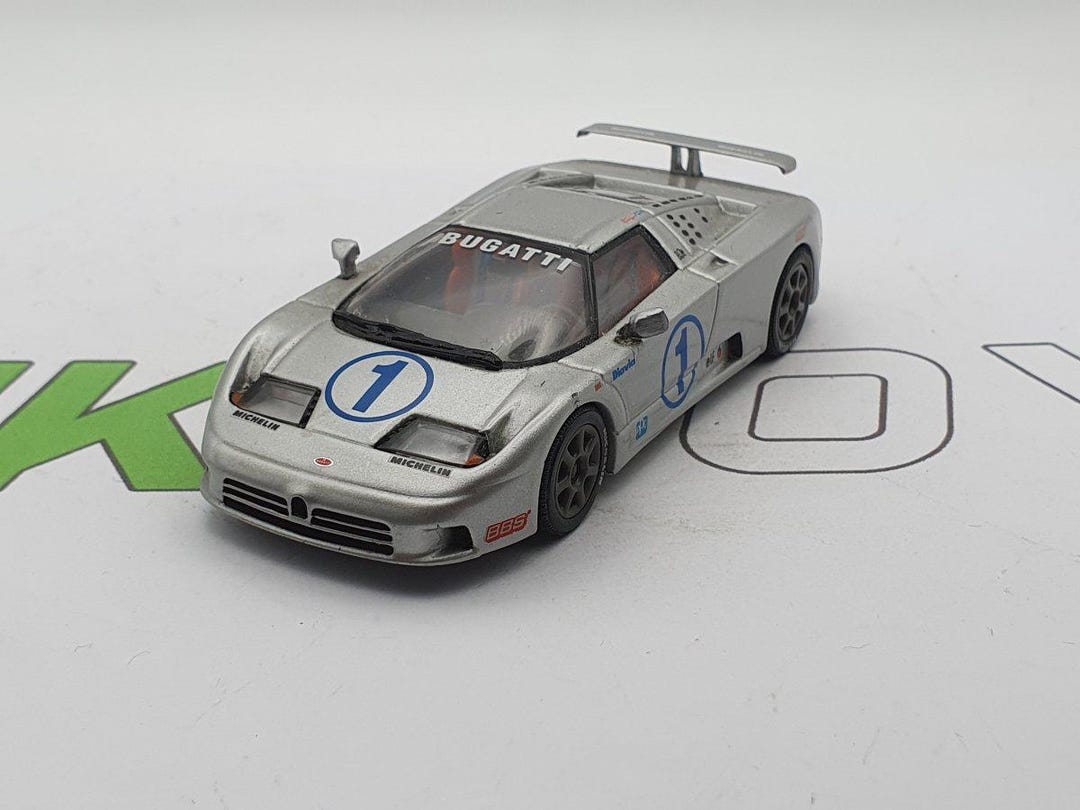 MINICHAMPS : BUGATTI EB 110 noire - neuf en boîte EUR 30,00 - FR