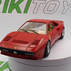 Ferrari GTO 1988 Burago 1/24