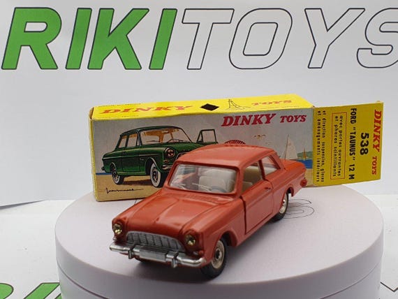 Boite vide Dinky toys reproduction imprimeur années 1990 / FORD TAUNUS 12 M - Collection