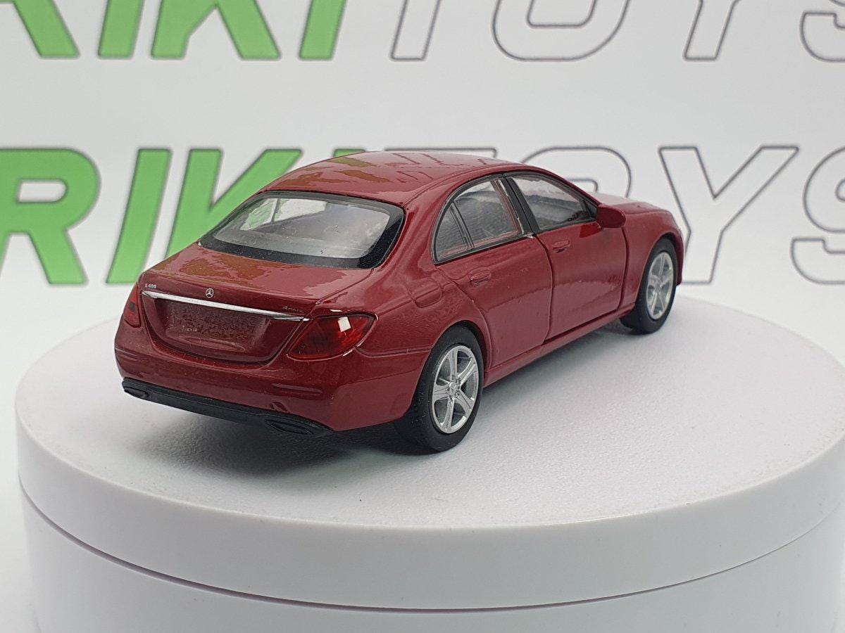 MERCEDES BENZ E Class Taxi Miniature Welly Métal 1:34-1:39 EUR 16,89 - FR MERCEDES BENZ E Class Taxi Miniature Welly Métal 1:34-1:39 EUR 16,89 - FR